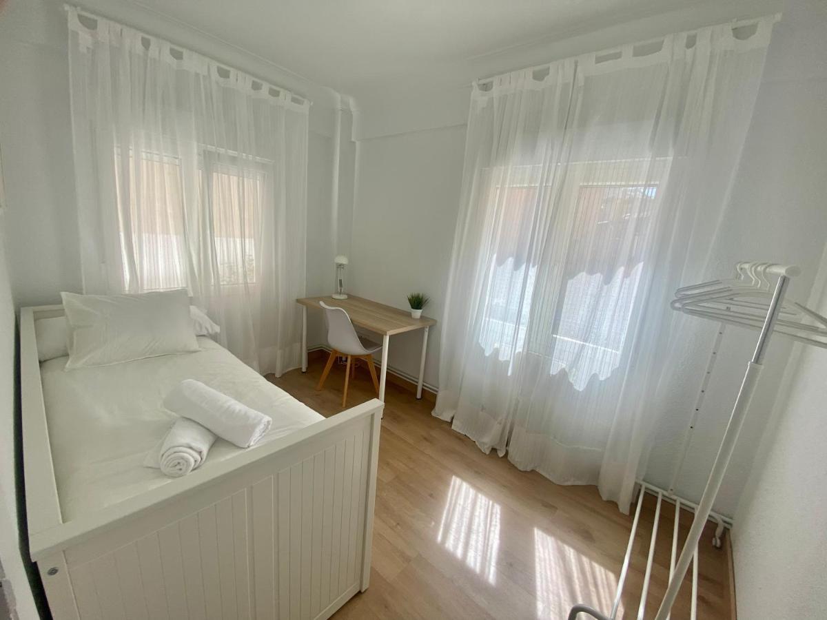 Apartamento Pleno Centro, Cerca De Todo Con Wifi Gratis Y Ascensor Santander Exterior foto