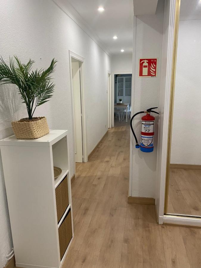 Apartamento Pleno Centro, Cerca De Todo Con Wifi Gratis Y Ascensor Santander Exterior foto